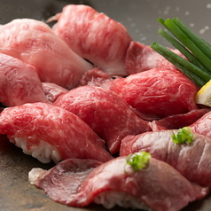 【新宿話題のグルメ！】3時間飲み放題付「とろける肉寿司食べ放題コース」【全6品/2980円】
